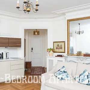 Eiffel Tower View, Apartment #2 Bed & Breakfast